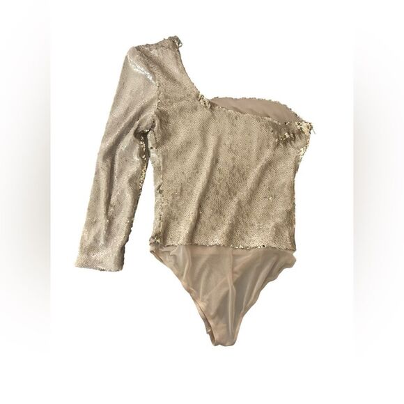 ASTR THE LABEL | sequin small bodysuit - Picture 2 of 4